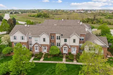 18881 S Vanderbilt Dr, Mokena, IL 60448