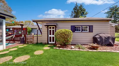 Exterior - 3007 Hawk Ln, Rolling Meadows, IL 60008 photo 5 of 6