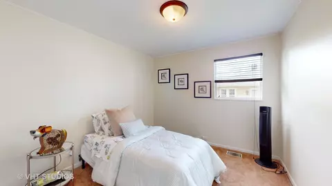 Bedroom - 3007 Hawk Ln, Rolling Meadows, IL 60008 photo 3 of 4