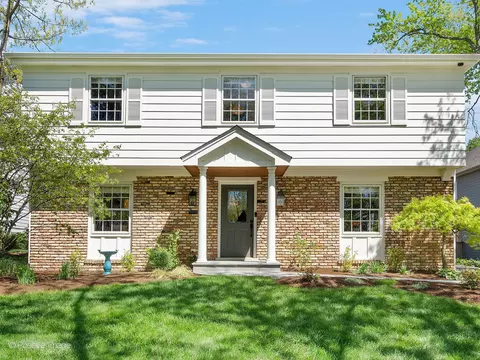 139 N Prospect Ave, Clarendon Hills, IL 60514