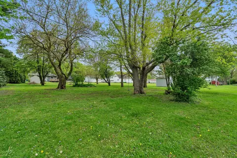Exterior - 114 Morgan St, Dwight, IL 60420 photo 6 of 7