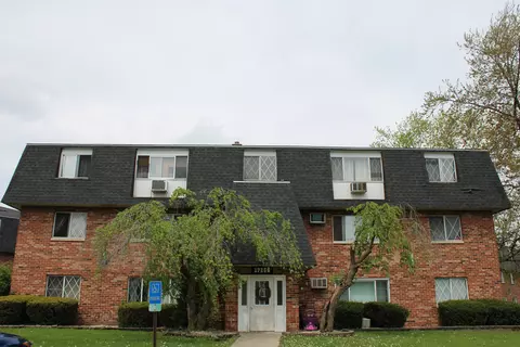 17268 71st Ct #6, Tinley Park, IL 60477
