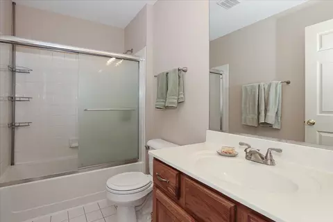 1069 Horizon Dr, Bartlett, IL 60103 photo 22