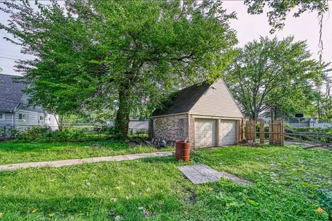 Exterior - 16123 Wolcott Ave, Markham, IL 60428 photo 6 of 6