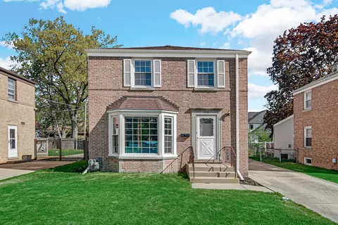 640 Rose Ave, Des Plaines, IL 60016