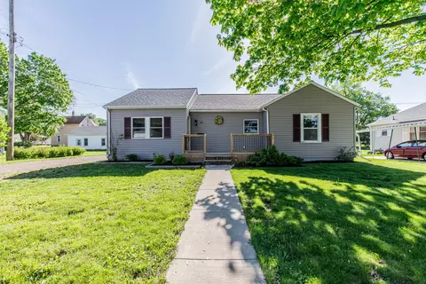 915 N Vernon St, Princeton, IL 61356