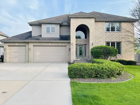 852 Karen Ln, New Lenox, IL 60451