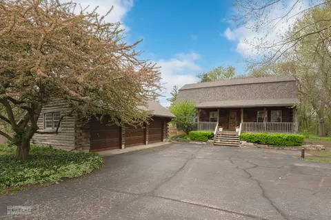1 N524 Gloria Ave, West Chicago, IL 60185
