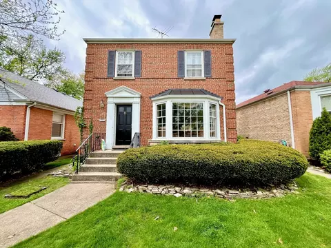 8122 Kildare Ave, Skokie, IL 60076