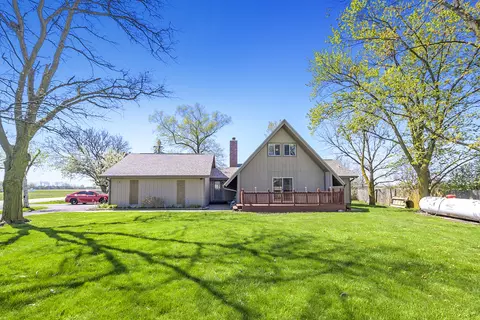 7982 N Frontage East Rd, Manteno, IL 60950
