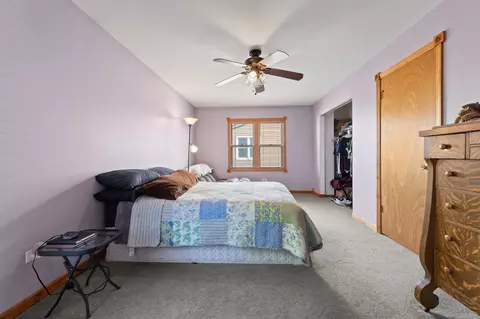Bedroom - 513 Venice Rd, Lakemoor, IL 60051 photo 2 of 4