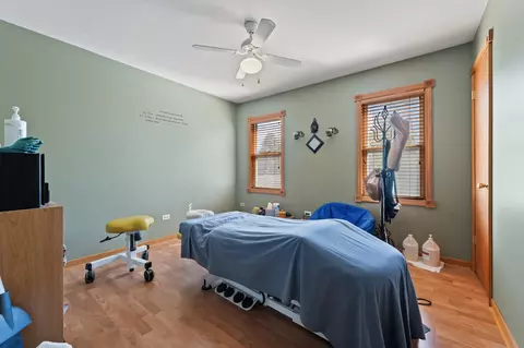 Bedroom - 513 Venice Rd, Lakemoor, IL 60051 photo 3 of 4