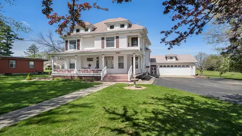 430 E Dixon St, Polo, IL 61064