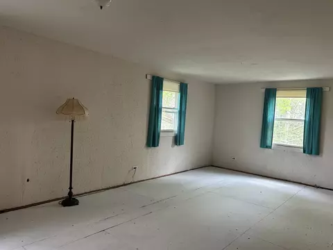 7007 Johnson Rd, Hebron, IL 60034 photo 8