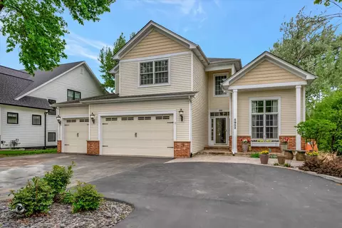 5952 Woodward Ave, Downers Grove, IL 60516