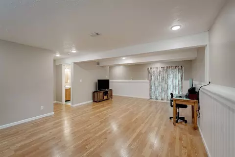 Living - 3 Timberview Dr, Bloomington, IL 61701 photo 3 of 4