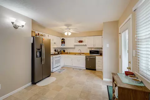 Kitchen - 3 Timberview Dr, Bloomington, IL 61701 photo 1 of 2