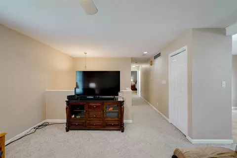 Entry Way - 3 Timberview Dr, Bloomington, IL 61701 photo 1 of 2