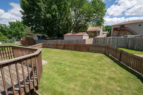 Exterior - 3 Timberview Dr, Bloomington, IL 61701 photo 8 of 13