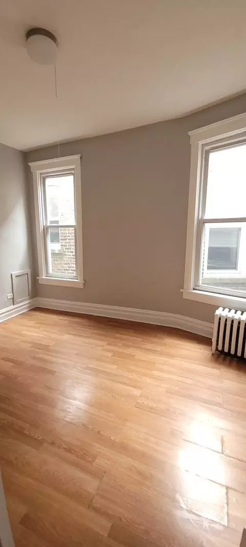 2623 E 74th St, Chicago, IL 60649 photo 8