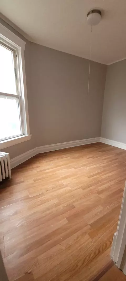 2623 E 74th St, Chicago, IL 60649 photo 13
