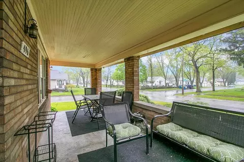 Exterior - 496 S Nelson Ave, Kankakee, IL 60901 photo 4 of 7