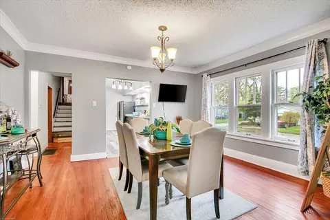 Dining - 496 S Nelson Ave, Kankakee, IL 60901 photo 1 of 3