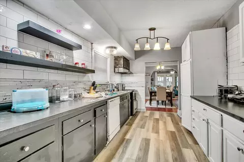 Kitchen - 496 S Nelson Ave, Kankakee, IL 60901 photo 3 of 3