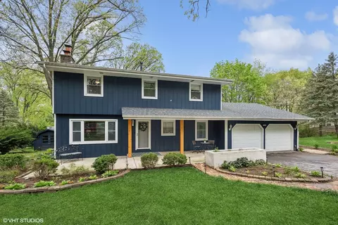3 N488 Ridge Dr, Saint Charles, IL 60175
