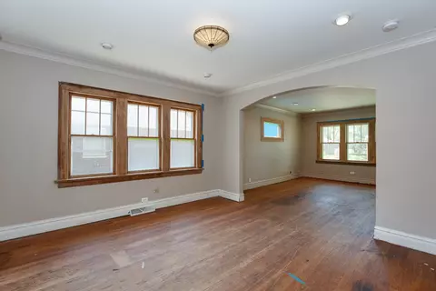 Living - 921 Webster Ave, Wheaton, IL 60187 photo 2 of 2