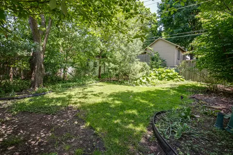 Exterior - 921 Webster Ave, Wheaton, IL 60187 photo 3 of 5