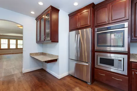 Kitchen - 921 Webster Ave, Wheaton, IL 60187 photo 2 of 3