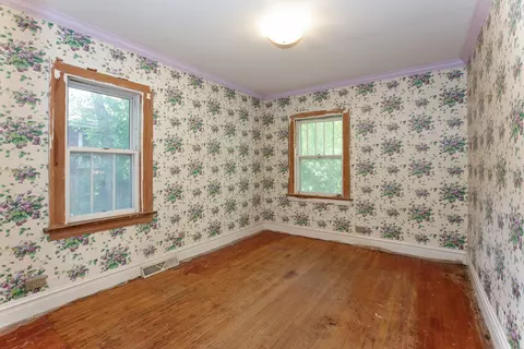 Bedroom - 921 Webster Ave, Wheaton, IL 60187 photo 2 of 2