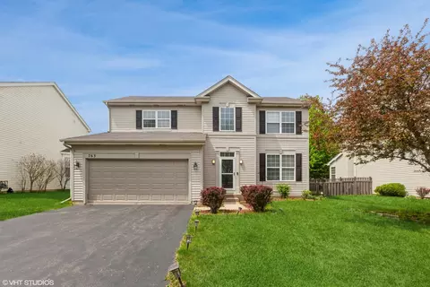 763 Sapphire Dr, Bolingbrook, IL 60490