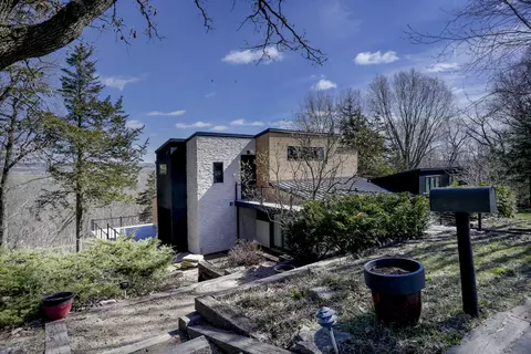 6347 S Blackjack Rd, Hanover, IL 61041