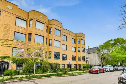 3102 W Lyndale St #4B, Chicago, IL 60647