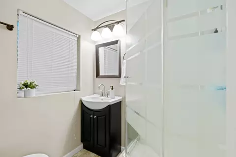 450 Summersweet Ln, Bartlett, IL 60103 photo 28