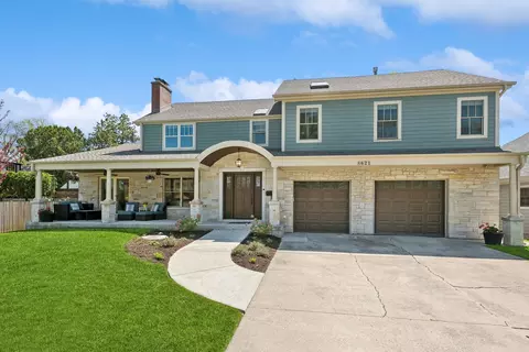 8621 Parkview Ave, Brookfield, IL 60513