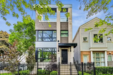 3257 N Lakewood Ave, Chicago, IL 60657