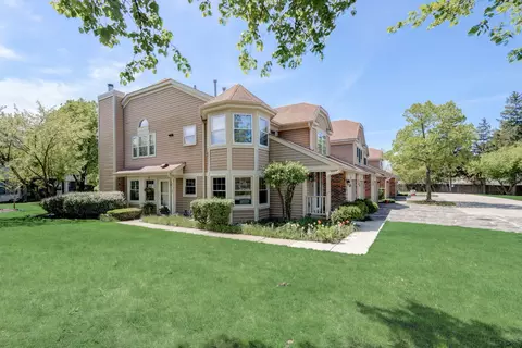 3118 N Daniels Ct #601, Arlington Heights, IL 60004