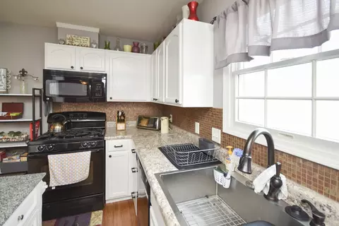 Kitchen - 906 Bull St, Normal, IL 61761 photo 1 of 2