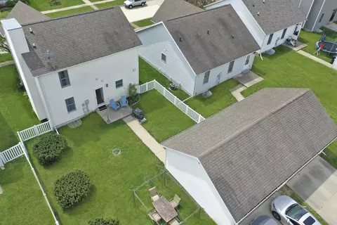 View/Area - 906 Bull St, Normal, IL 61761 photo 3 of 6