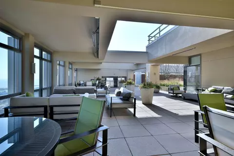 Exterior - 65 E Monroe St #4420, Chicago, IL 60603 photo 7 of 10