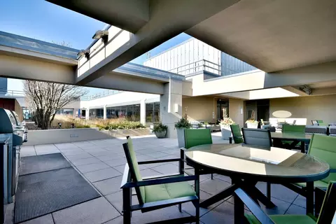 Exterior - 65 E Monroe St #4420, Chicago, IL 60603 photo 3 of 10