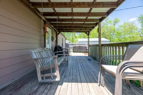 109 N West St, Downs, IL 61736 photo 5