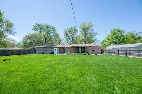 109 N West St, Downs, IL 61736 photo 10