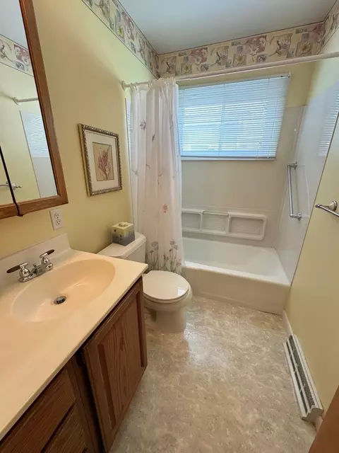 1102 S Hill Dr, Dixon, IL 61021 photo 8