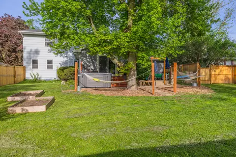 Exterior - 206 Foster Dr, Normal, IL 61761 photo 3 of 11