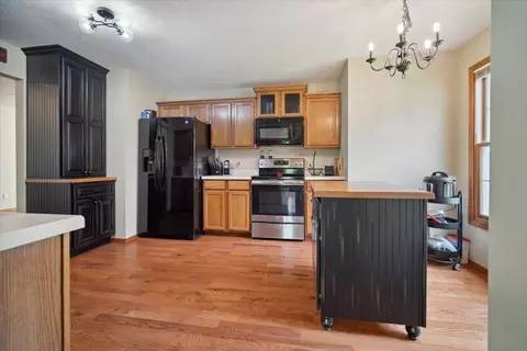 Kitchen - 2512 Timberview Dr, Bloomington, IL 61701 photo 1 of 4