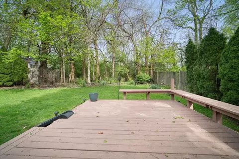 Exterior - 2512 Timberview Dr, Bloomington, IL 61701 photo 7 of 7
